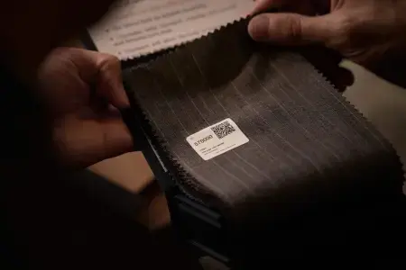 Duan Tailor - Stoffberatung und Auswahl