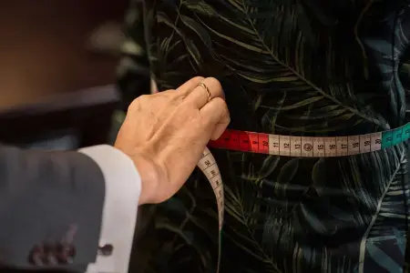 Duan Tailor - Detailliertes Maßnehmen