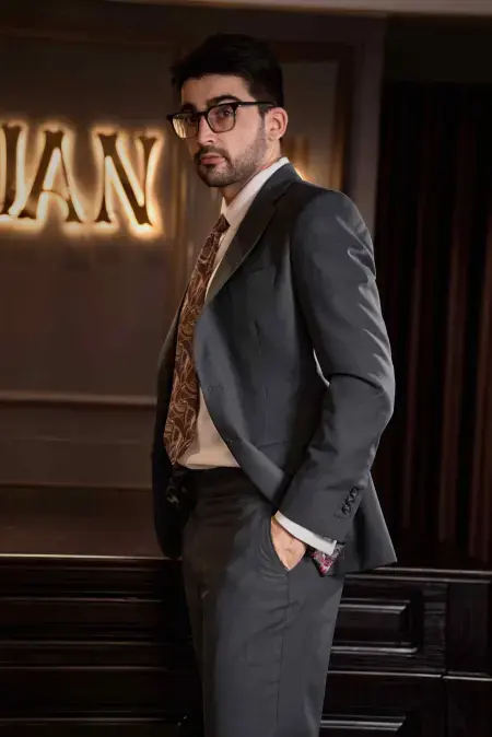 Duan Tailor - Endkontrolle und Lieferung